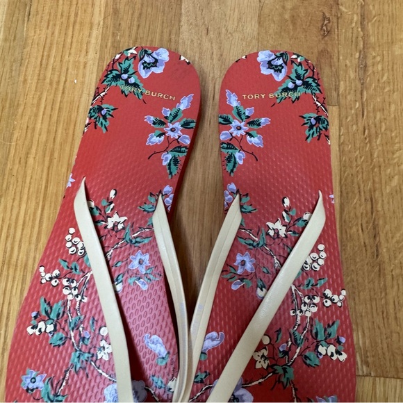 Tory Burch Powder Peach/Rust Lyonnaise Floral Print Flat Flip Flop NWOT. Size 11 - Picture 4 of 10